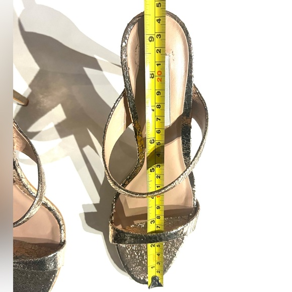 Steve Madden Metallic Gold Heels Size 8 - Picture 5 of 6
